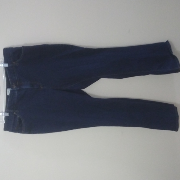 ST JOHN BAY STRAIGHT LEG BLUE JEANS SIZE 18W - Picture 1 of 6